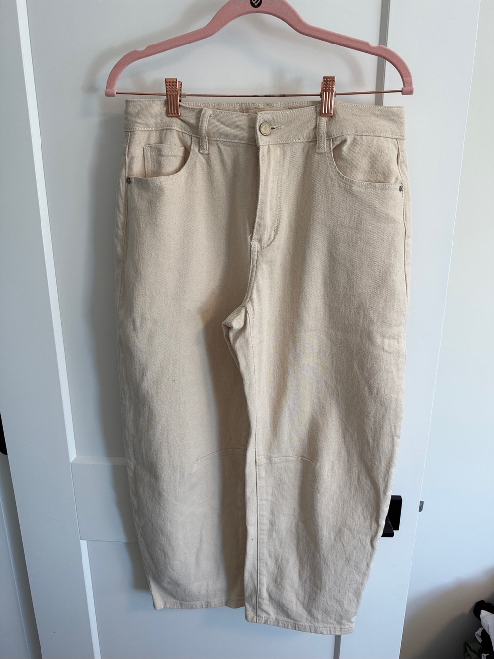 High-Rise Charlie b barrel Leg Jeans in Cream